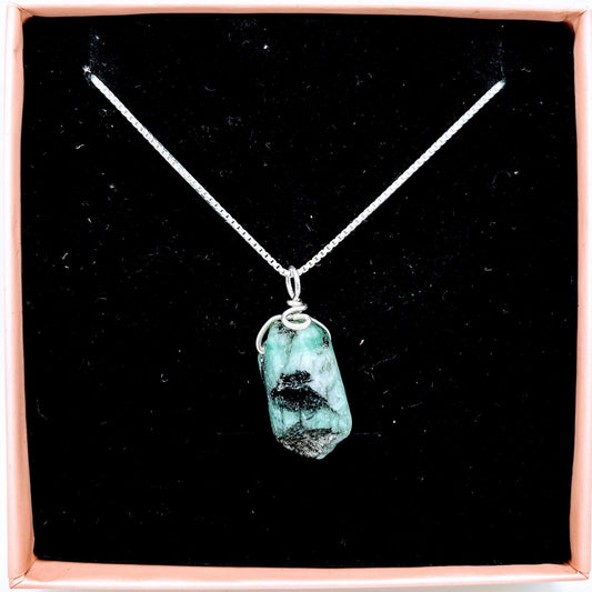 "Abundance" | Raw Emerald Necklace | Love, Joy, Clairvoyance