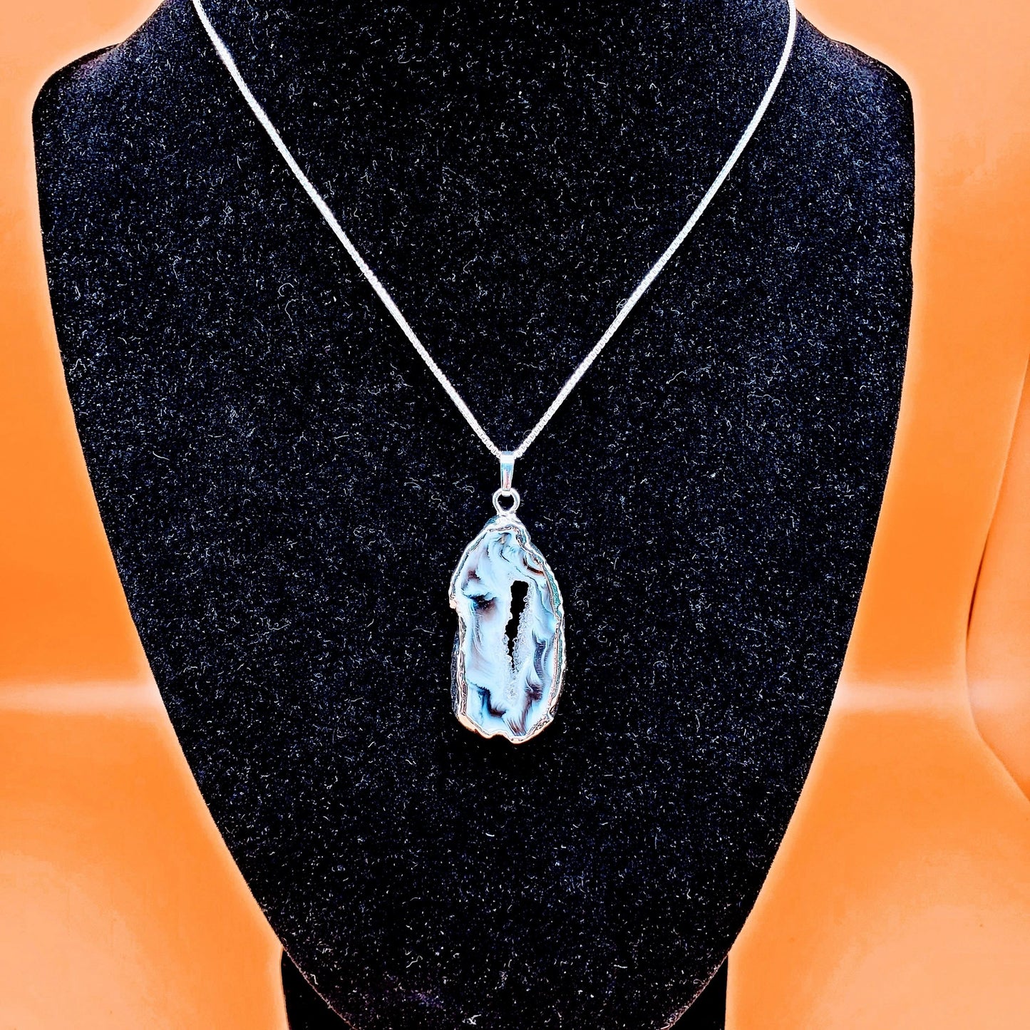 "Teacher" | Agate Druiz Necklace | Stability, Grounding, Supportive