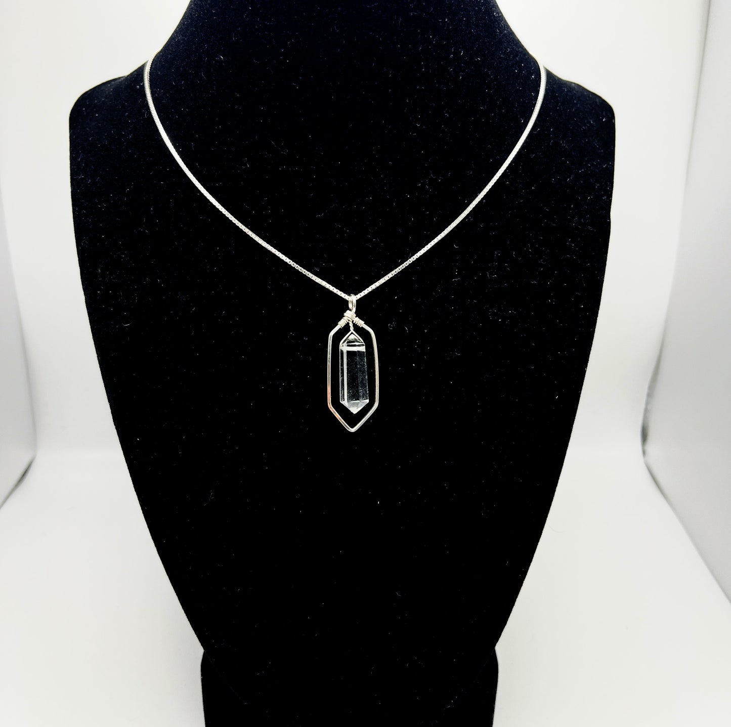 "Clarity" | Clear Quartz necklace | Manifestation, clarity, healing
