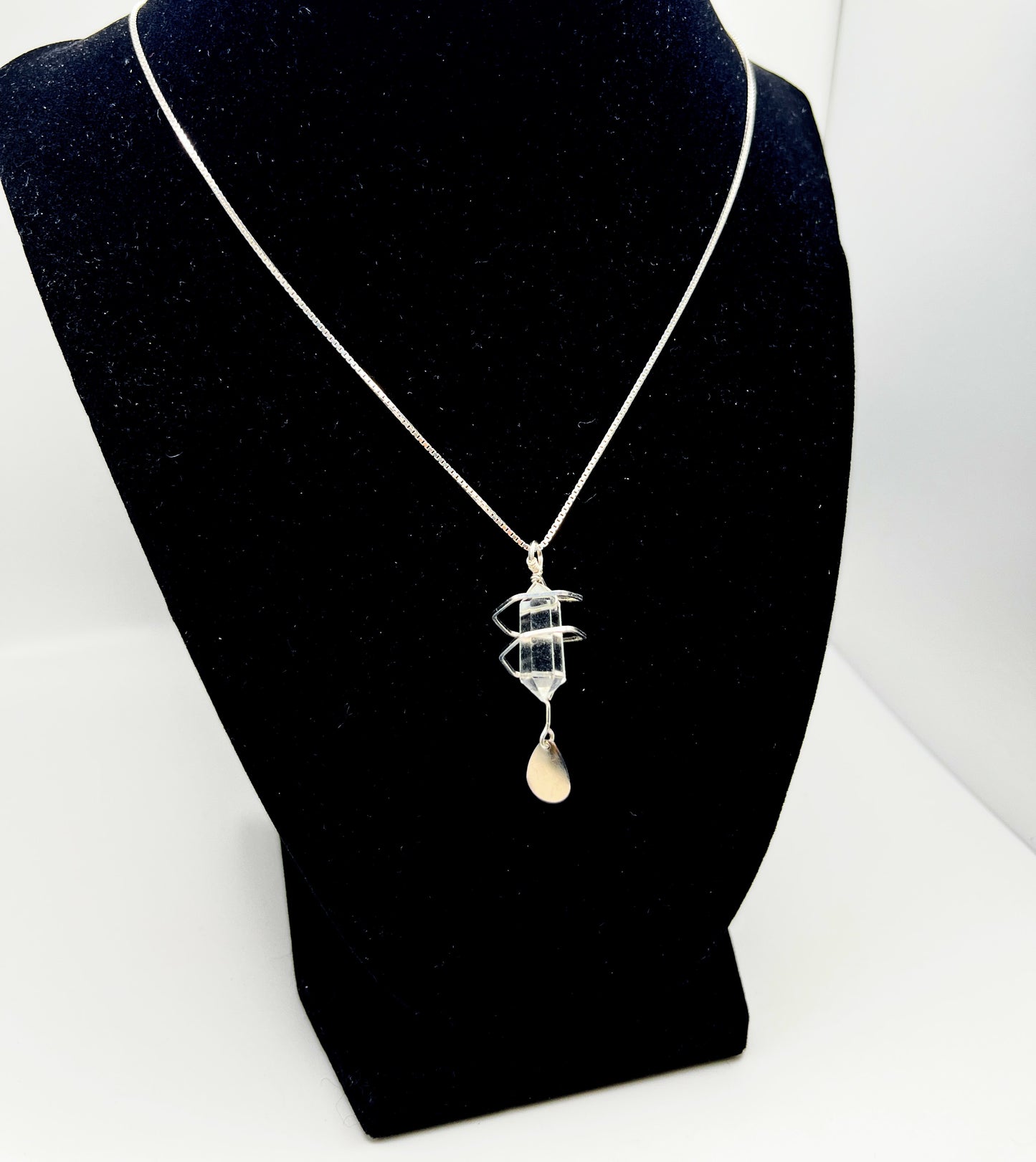 "Clarity" | Clear Quartz necklace | Manifestation, clarity, healing