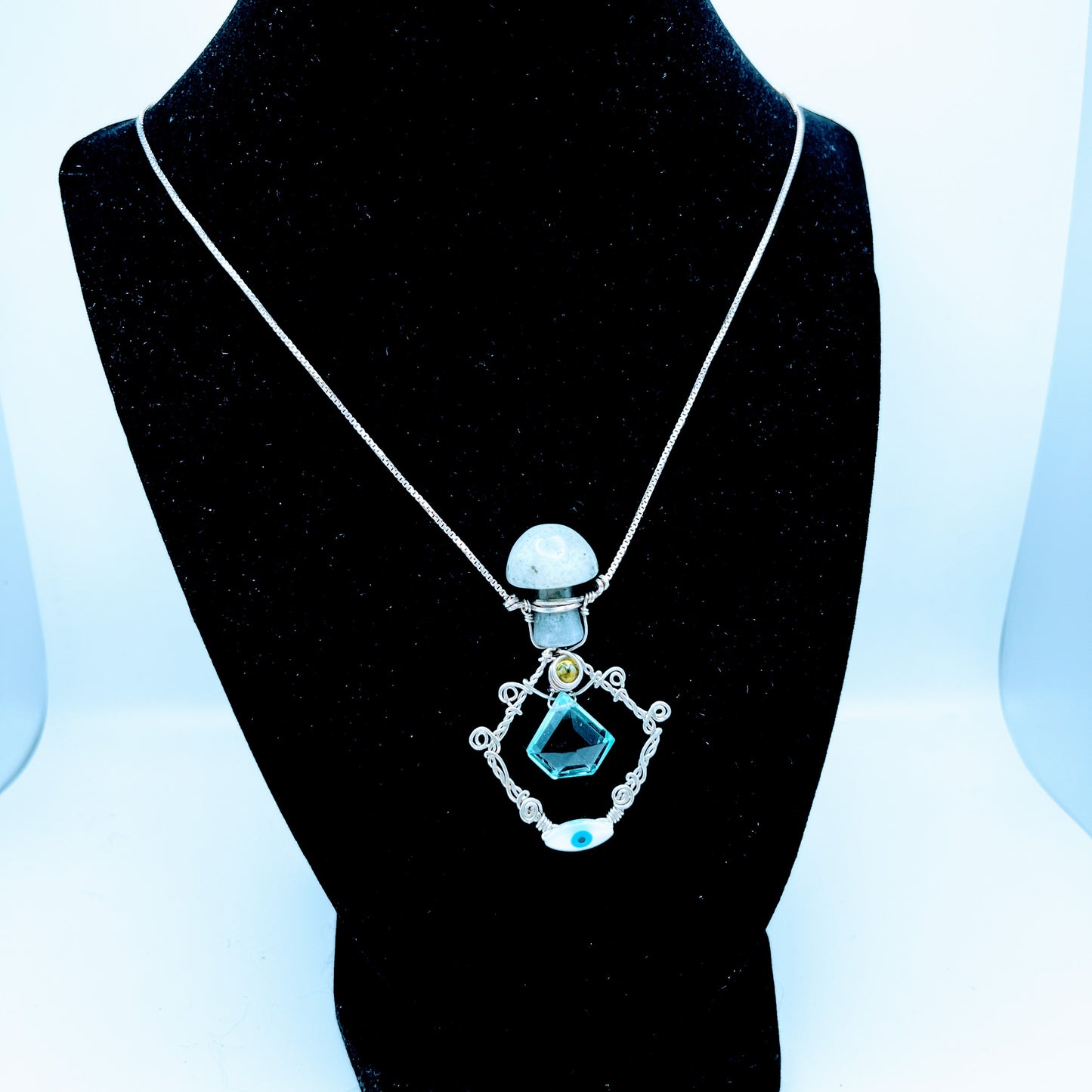 "Blue potion" | Labradorite, aquamarine, peridot necklace | magic, intuition, tranquility, growth