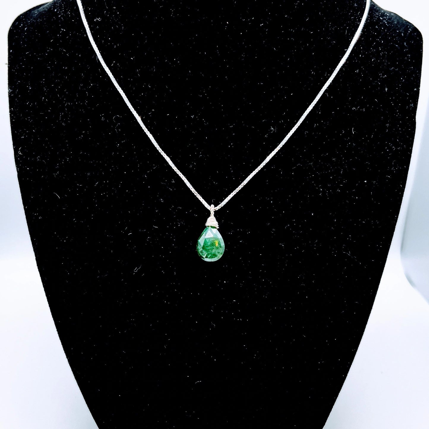 "Clairvoyance" | Emerald Necklace | Love, Joy, Clairvoyance