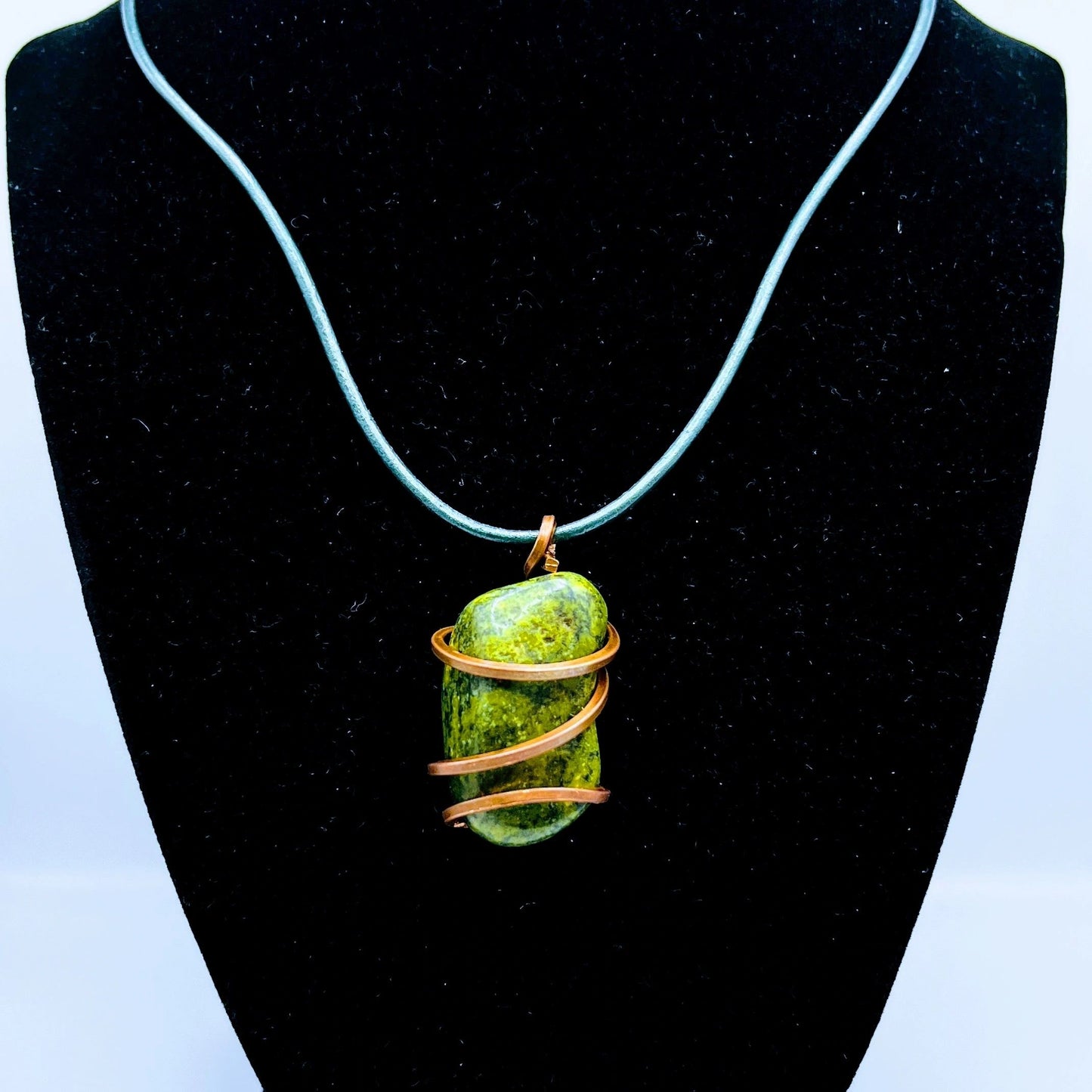 "Renew" | Serpentine Necklace | regenerating, meditation, healing