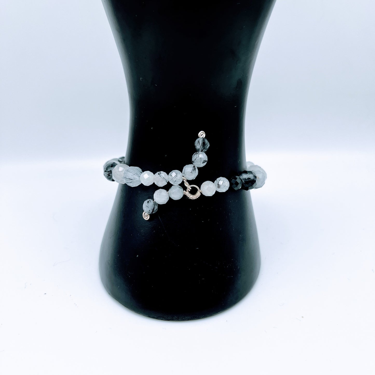 "Purity" | Tourmalinated quartz and black pearl bracelet (small) | Protection, balance, purity